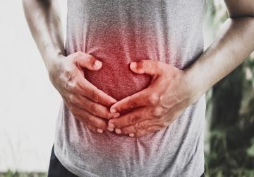 Say Goodbye to Bloating: Natural Ways to Improve Digestion